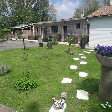 Au Dela Des Remparts Villa Montreuil  Eksteriør bilde