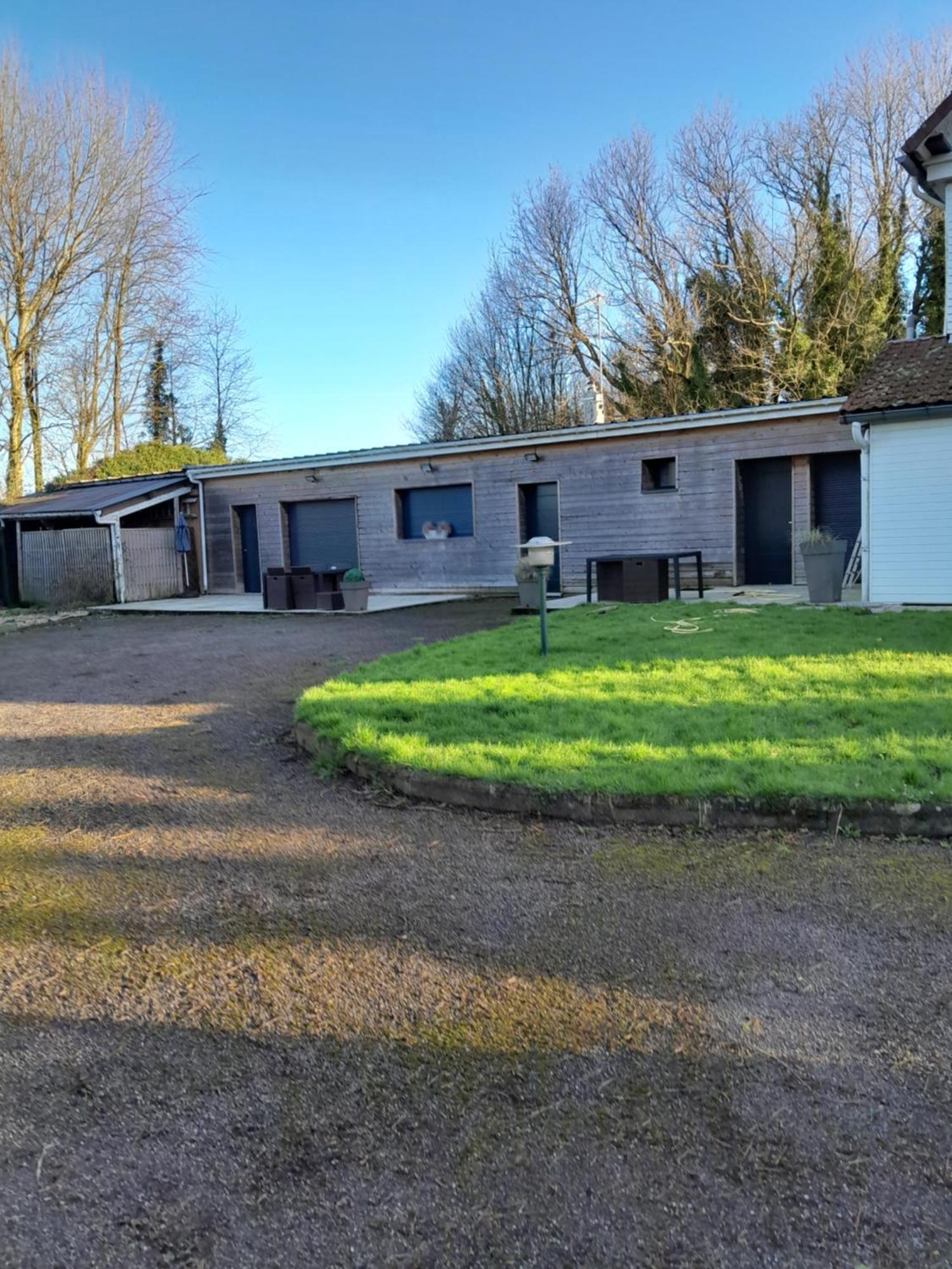 Au Dela Des Remparts Villa Montreuil  Eksteriør bilde